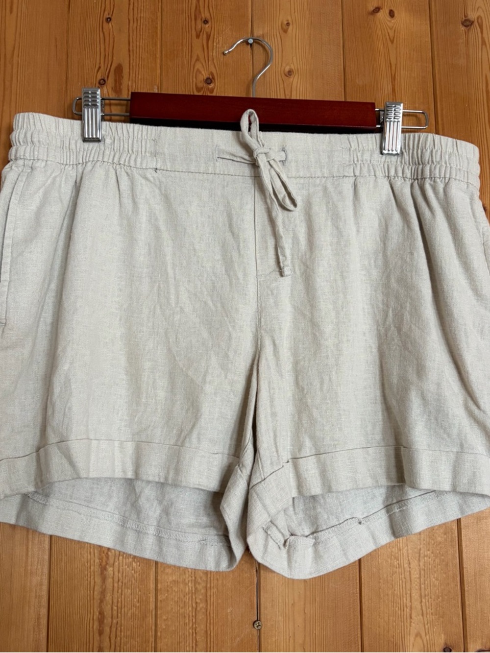 Old Navy Cream High-Waist Linen-Blend Drawstring Shorts